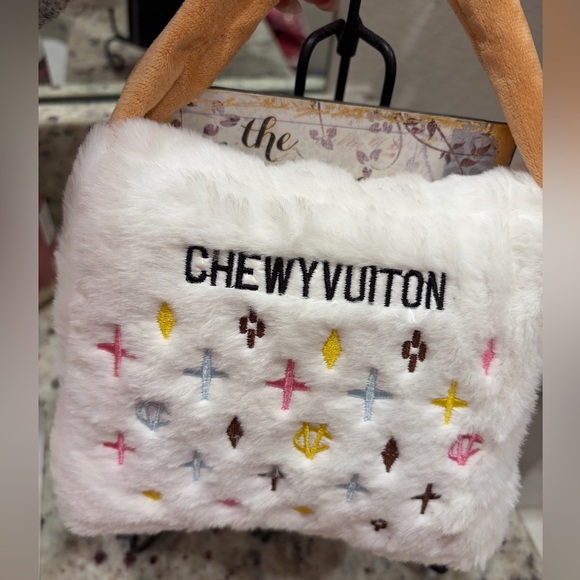 Fuzzy Soft Dog Toy Bag & FREE TOY - Picture 2 of 7